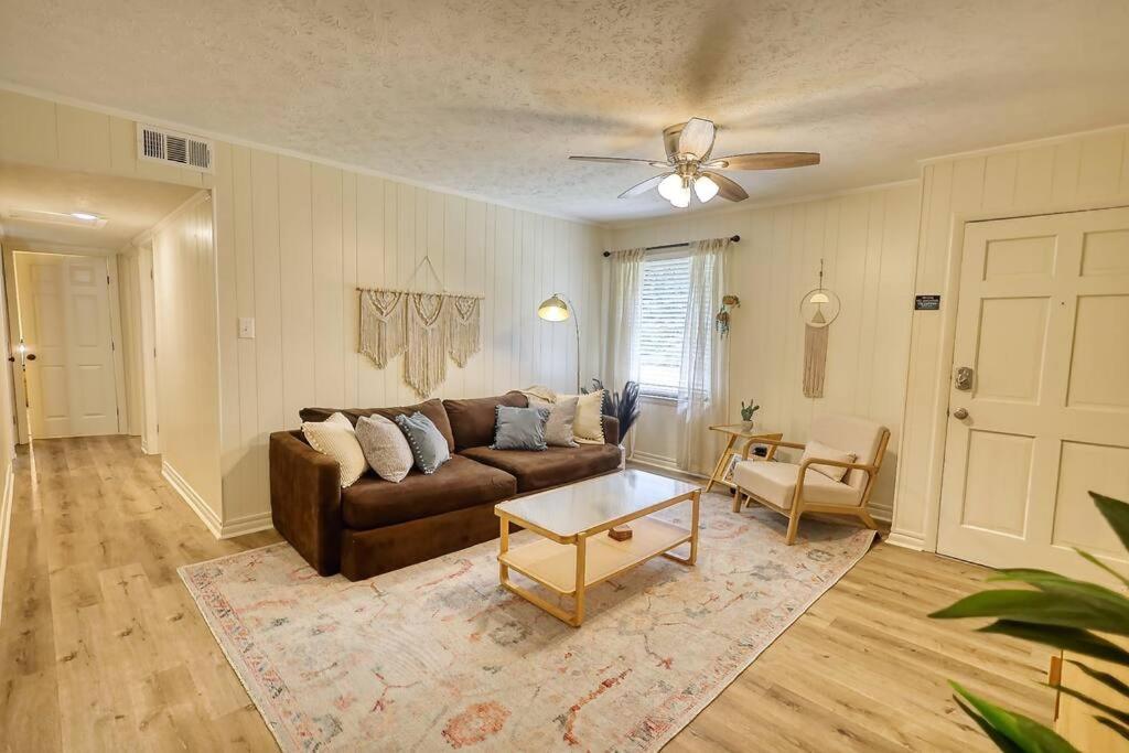 The Bohemian 1/2 Mi From Covington Square Villa ภายนอก รูปภาพ
