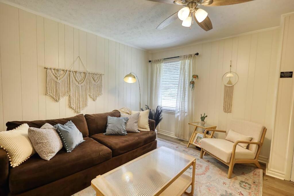 The Bohemian 1/2 Mi From Covington Square Villa ภายนอก รูปภาพ