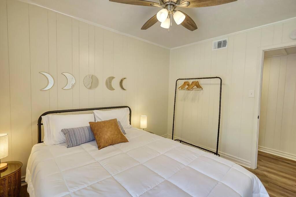 The Bohemian 1/2 Mi From Covington Square Villa ภายนอก รูปภาพ