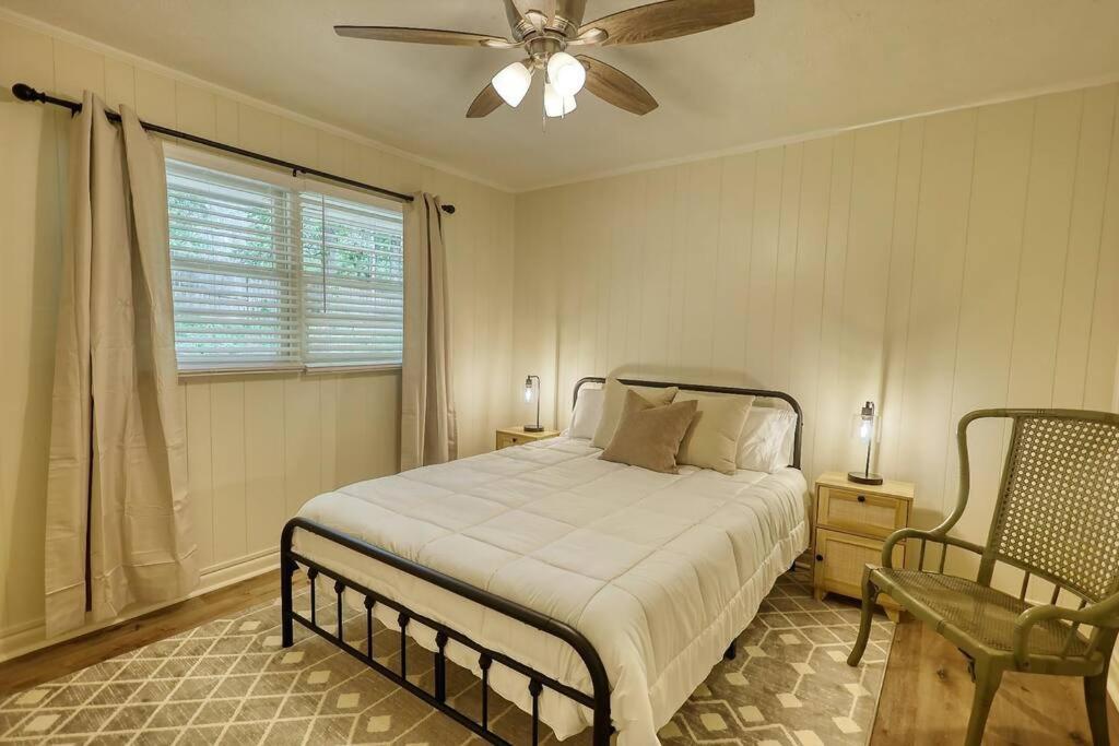 The Bohemian 1/2 Mi From Covington Square Villa ภายนอก รูปภาพ